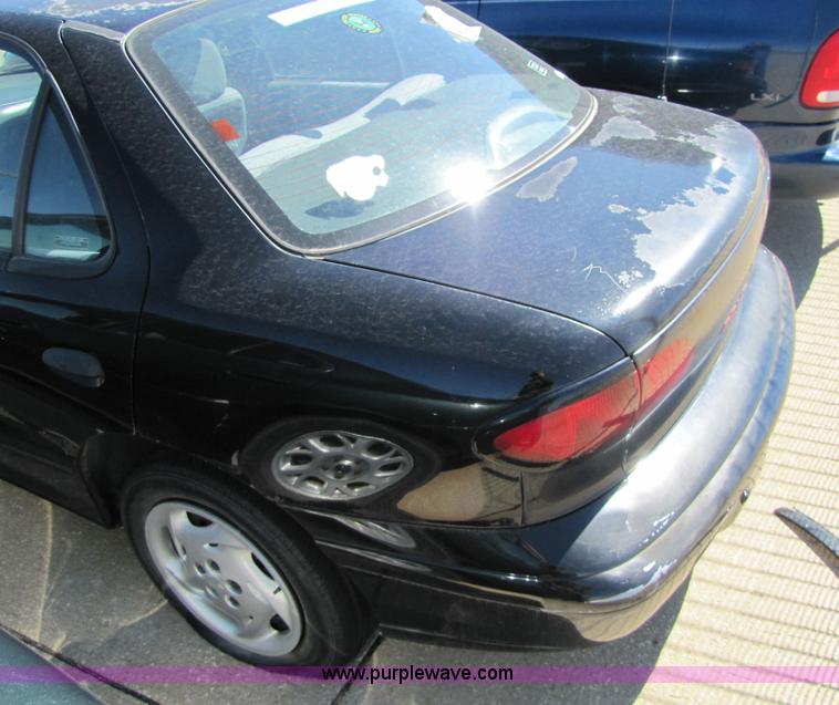 image for item 8549 1998 Pontiac Sunfire SE