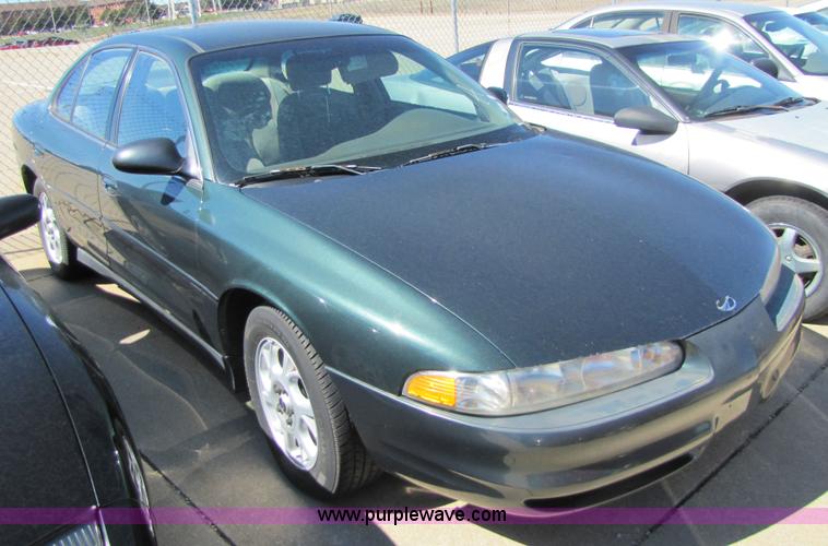 image for item 8550 2000 Oldsmobile Intrigue GX