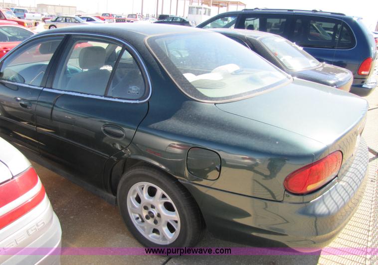 image for item 8550 2000 Oldsmobile Intrigue GX