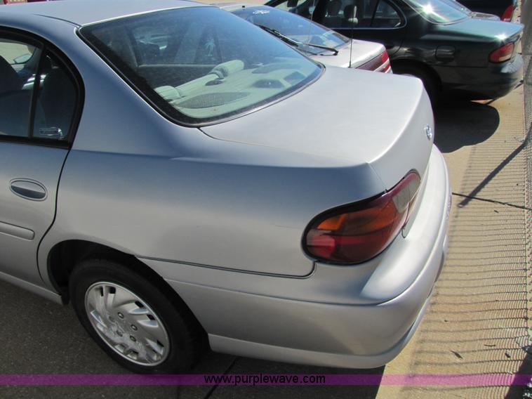 image for item 8552 2000 Chevrolet Malibu