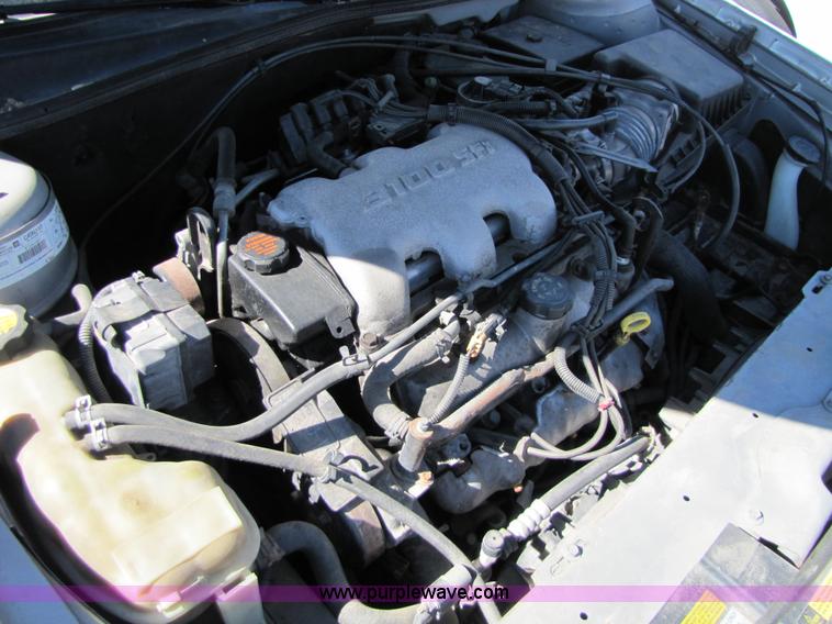 image for item 8552 2000 Chevrolet Malibu