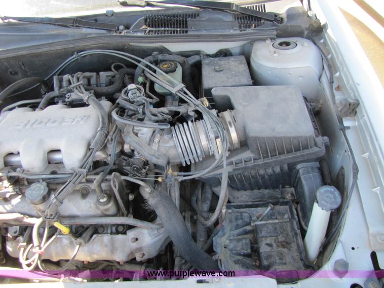 image for item 8552 2000 Chevrolet Malibu