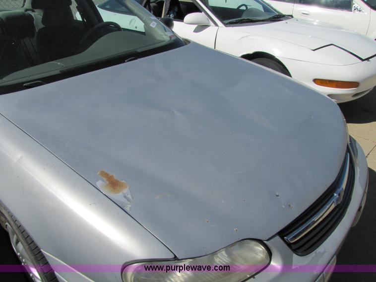 image for item 8552 2000 Chevrolet Malibu