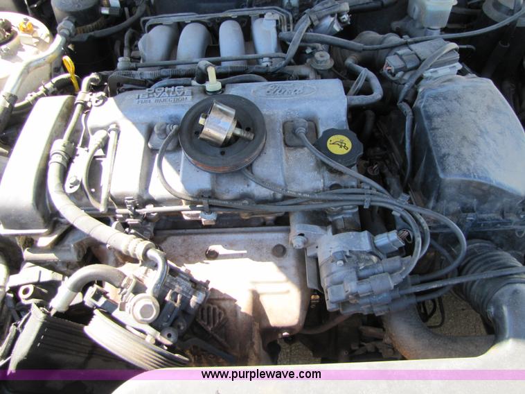 image for item 8553 1995 Ford Probe