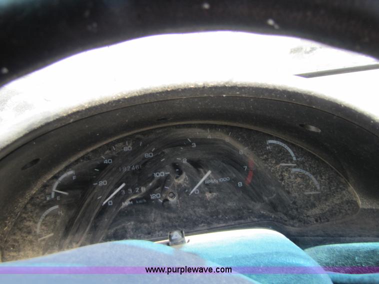 image for item 8553 1995 Ford Probe