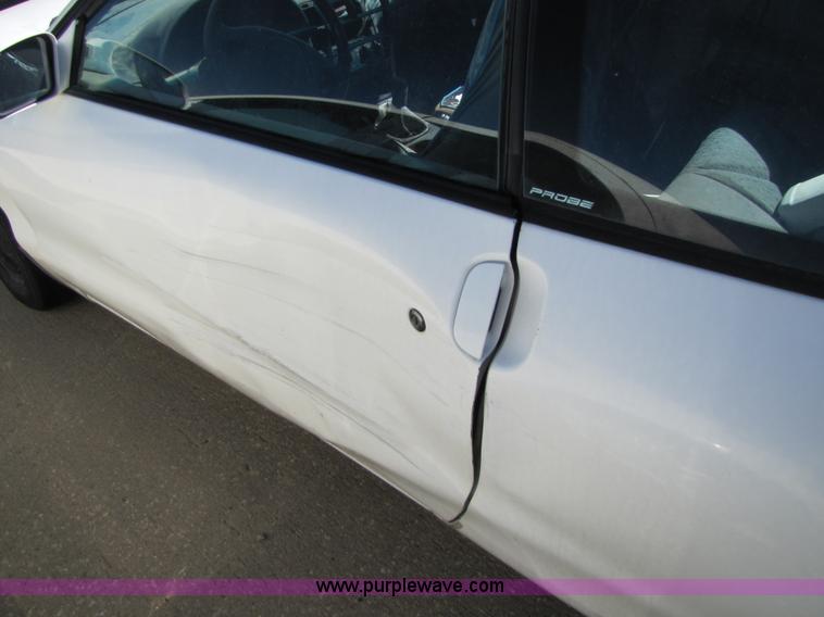 image for item 8553 1995 Ford Probe