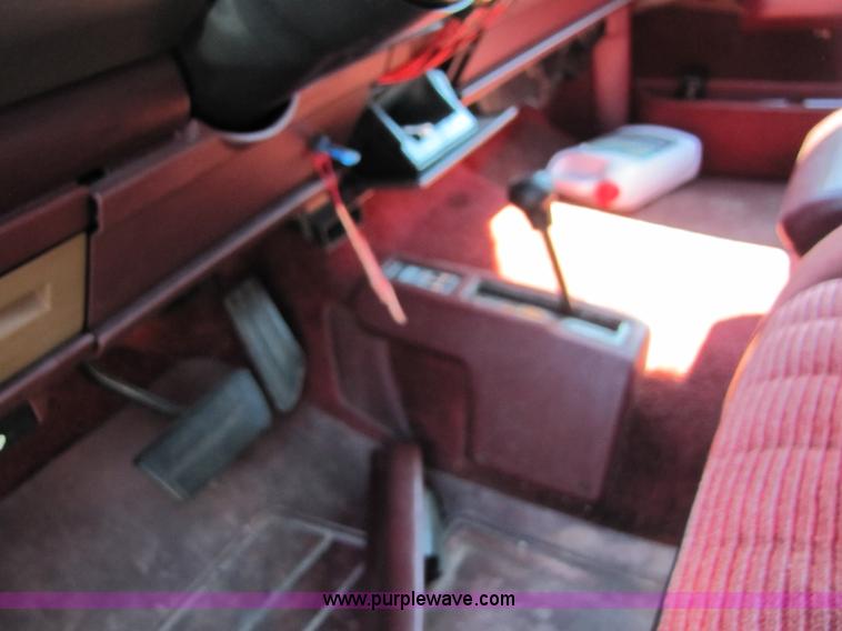 image for item 8555 1994 Chevrolet Blazer Sport K1500 SUV