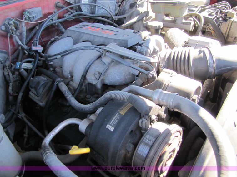 image for item 8558 1994 Chevrolet S10 Blazer Tahoe LT SUV