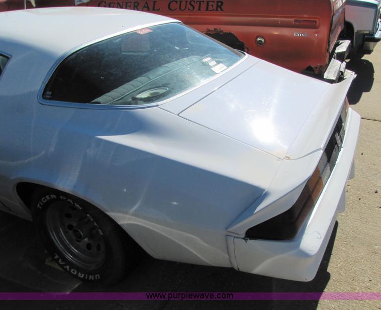image for item 8564 1981 Chevrolet Camaro
