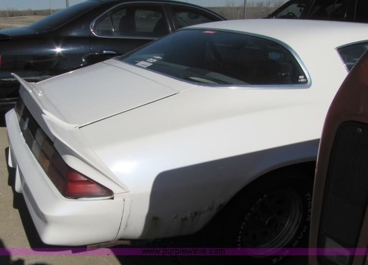 image for item 8564 1981 Chevrolet Camaro