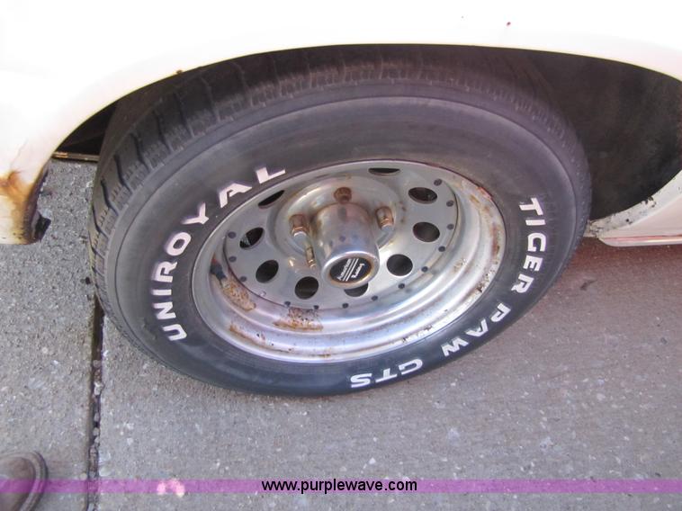 image for item 8564 1981 Chevrolet Camaro