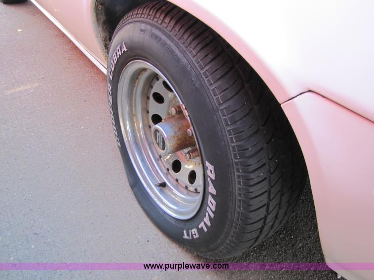 image for item 8564 1981 Chevrolet Camaro