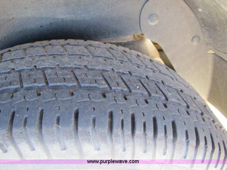 image for item 8565 2002 Ford Explorer XLT SUV