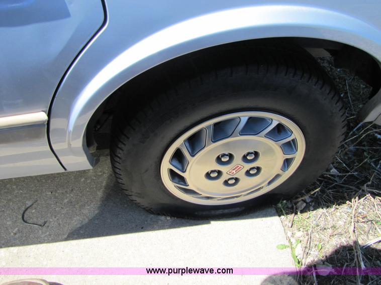 image for item 8573 1995 Oldsmobile Cutlass Ciera SL