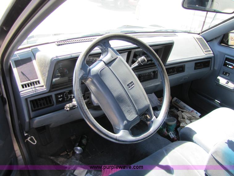 image for item 8573 1995 Oldsmobile Cutlass Ciera SL