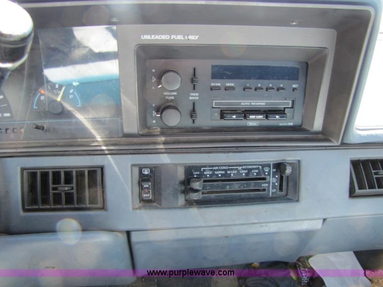 image for item 8573 1995 Oldsmobile Cutlass Ciera SL