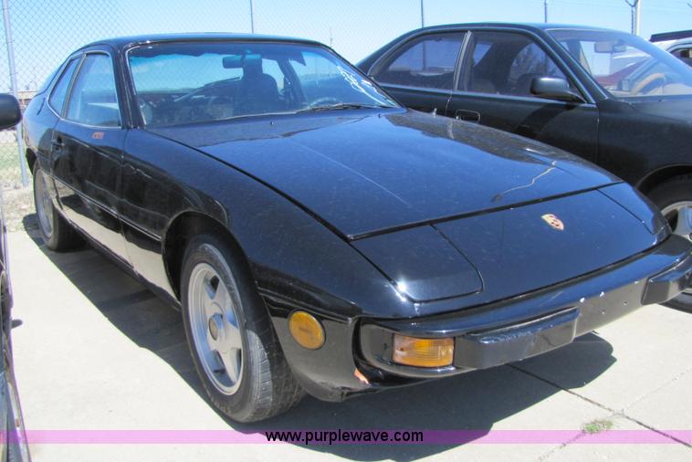 image for item 8575 1978 Porsche 924