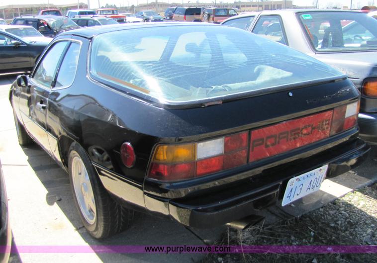image for item 8575 1978 Porsche 924