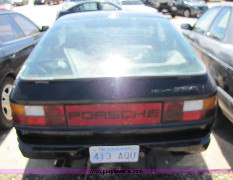 image for item 8575 1978 Porsche 924