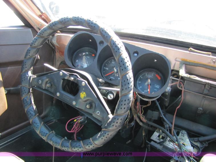 image for item 8575 1978 Porsche 924