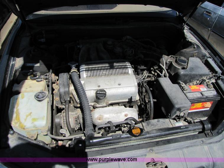 image for item 8576 1993 Lexus ES300