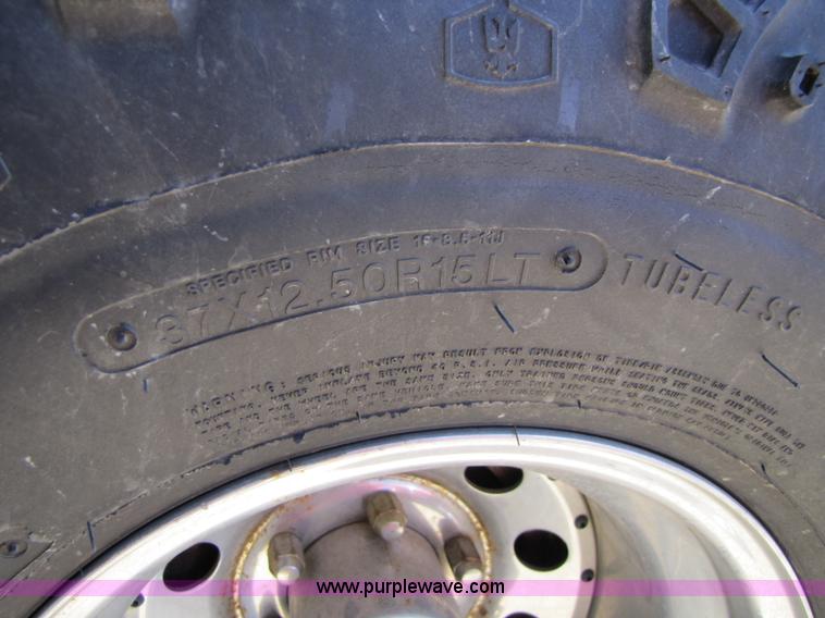 image for item 8579 1985 Chevrolet K5 Blazer Silverado SUV