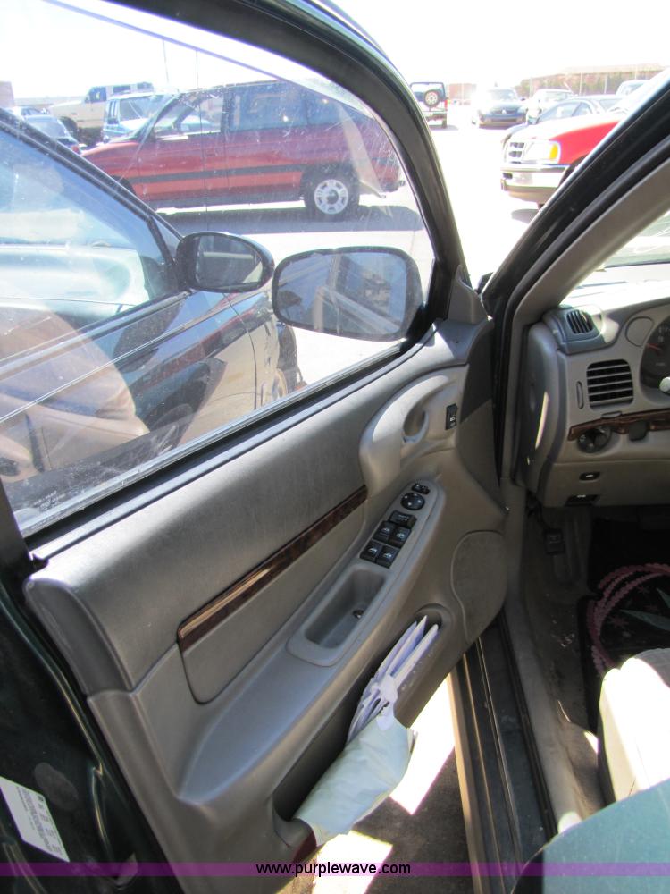 image for item 8583 2001 Chevrolet Impala