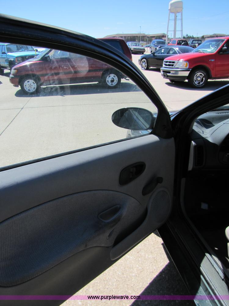 image for item 8584 1997 Saturn SC1