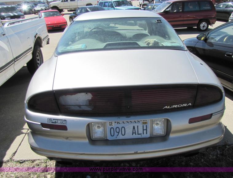 image for item 8586 1996 Oldsmobile Aurora