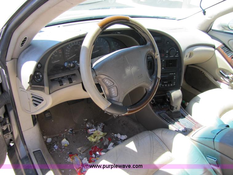 image for item 8586 1996 Oldsmobile Aurora