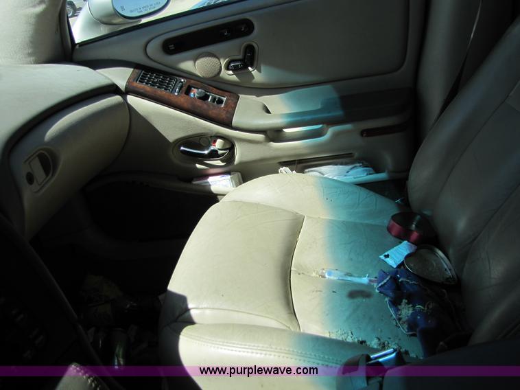 image for item 8586 1996 Oldsmobile Aurora