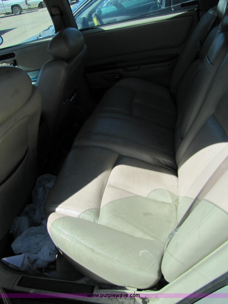 image for item 8586 1996 Oldsmobile Aurora