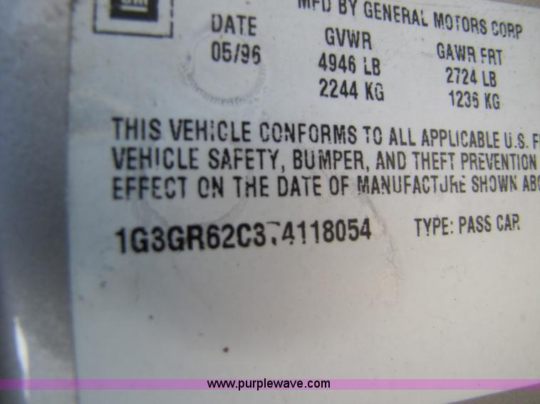 image for item 8586 1996 Oldsmobile Aurora