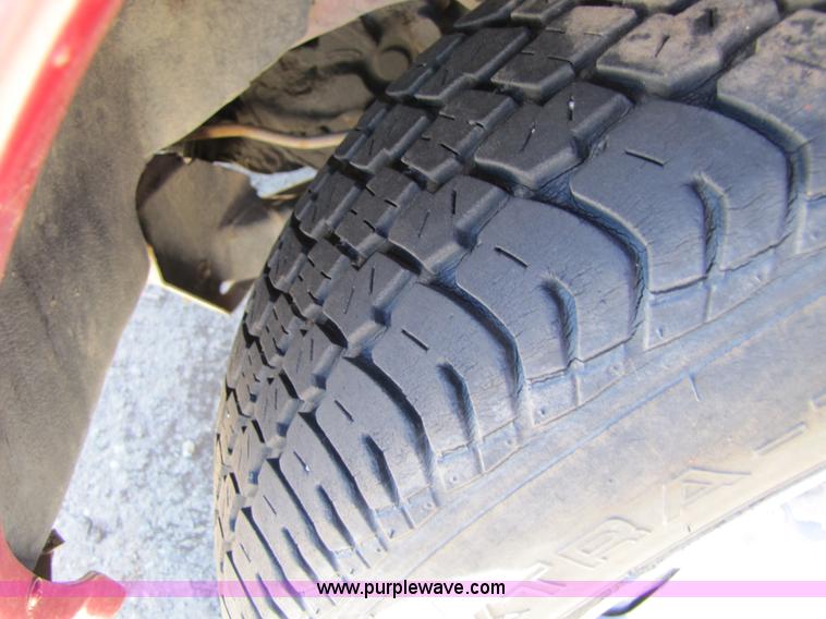 image for item 8589 1995 Ford Contour GL