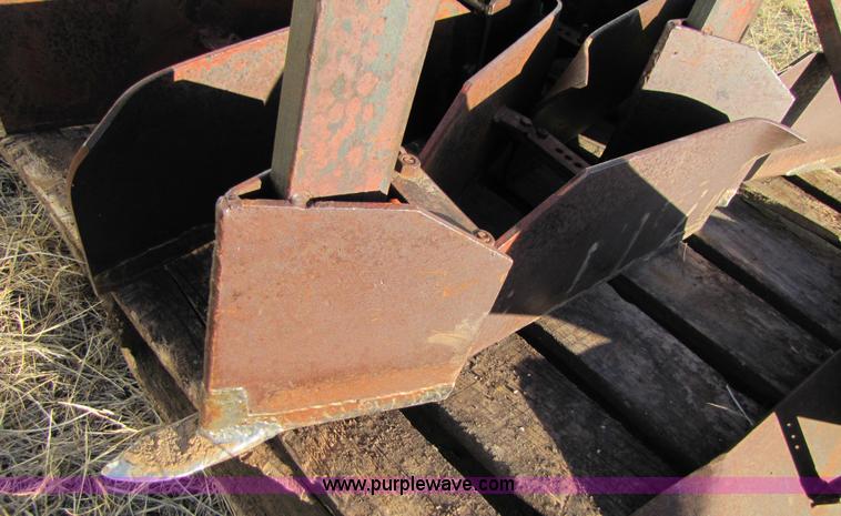 image for item 1003 (7) ridge sweep shanks