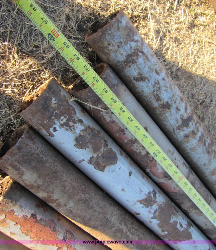 image for item 1004 (7) 3.5" pipe