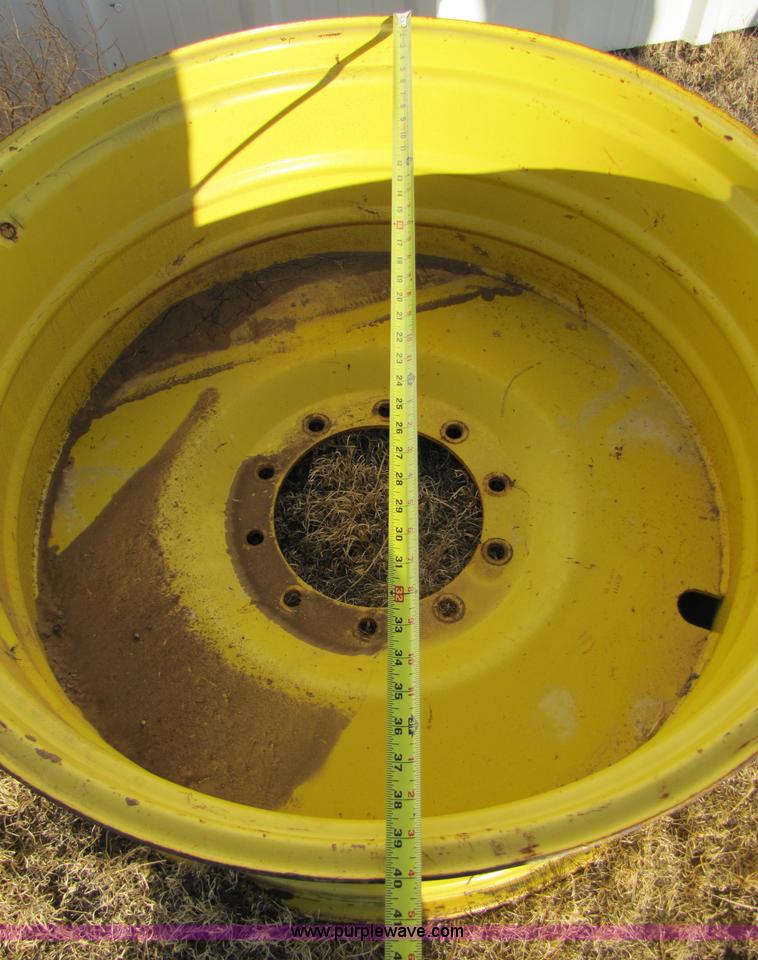 image for item 1007 John Deere 38" 10 bolt rim
