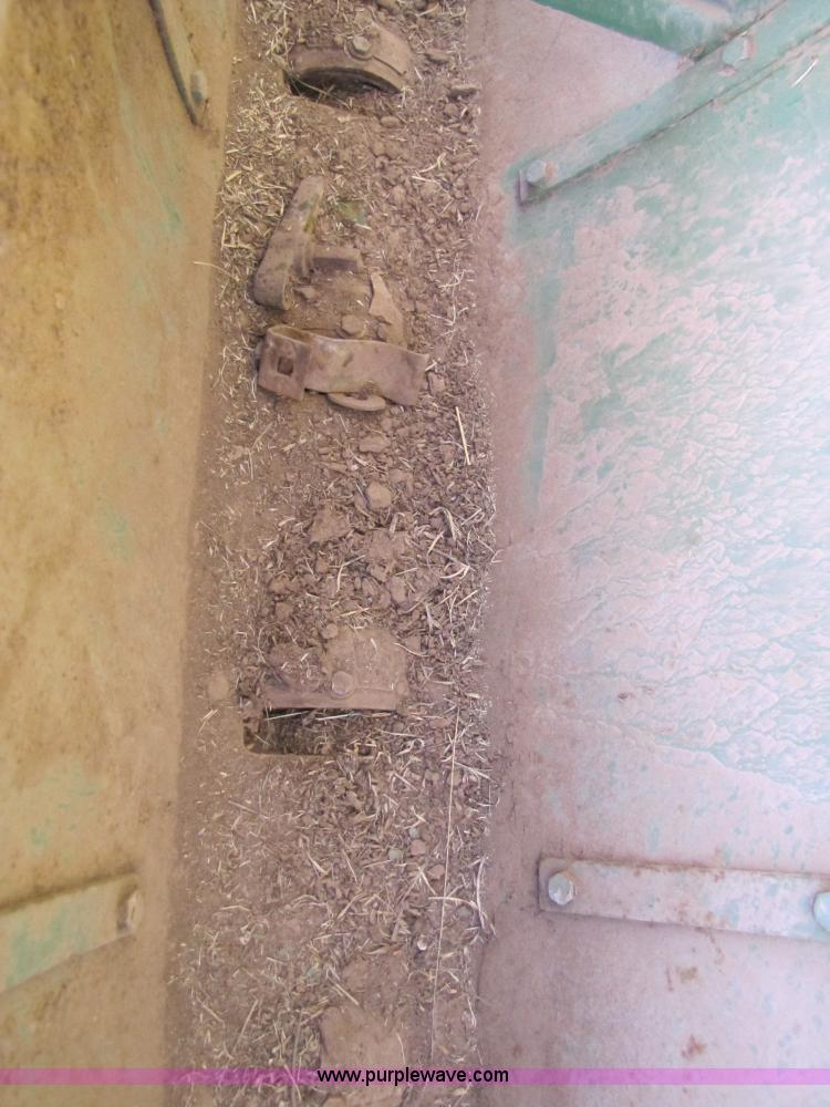 image for item 1014 John Deere 13' drill