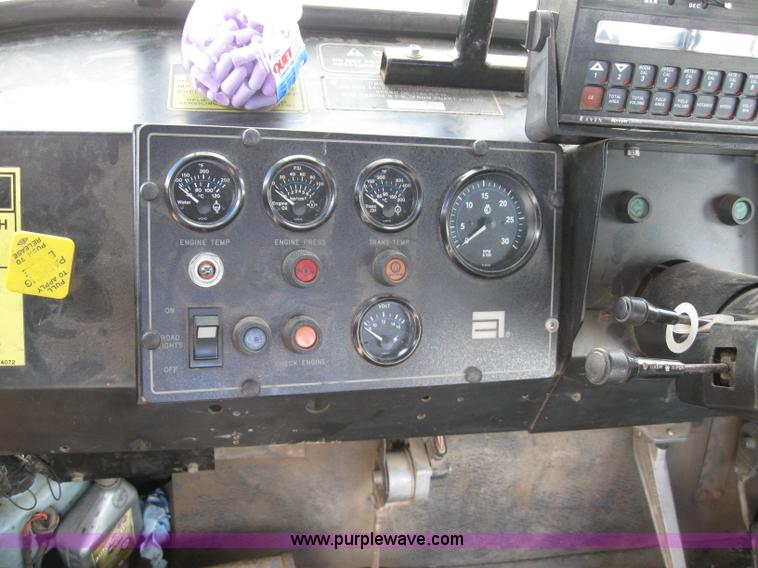 image for item 1950 1998 Ag-Chem TerraGator 1844 self-propelled sprayer