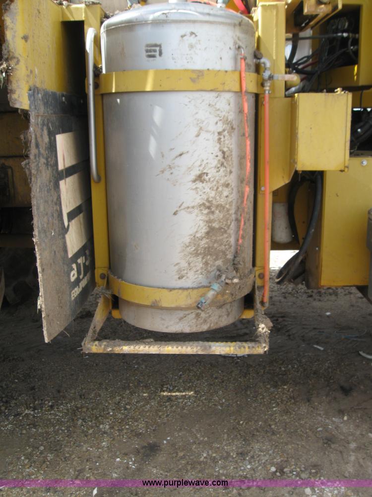 image for item 1950 1998 Ag-Chem TerraGator 1844 self-propelled sprayer