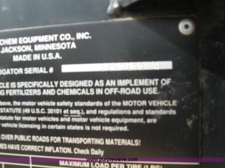 image for item 1951 2004 Ag-Chem RoGator 1264 self-propelled sprayer