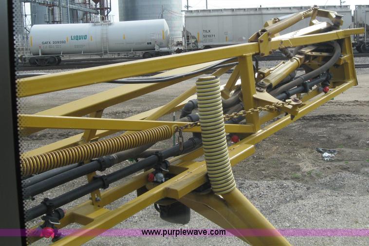 image for item 1951 2004 Ag-Chem RoGator 1264 self-propelled sprayer