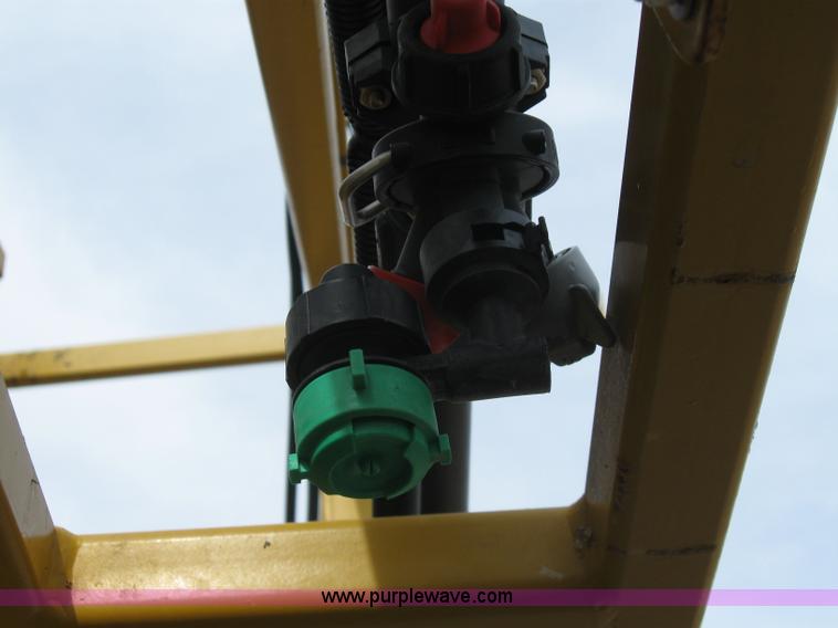 image for item 1951 2004 Ag-Chem RoGator 1264 self-propelled sprayer