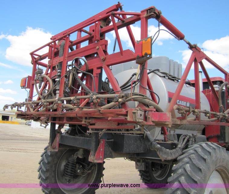 image for item 1952 2004 CIH Patroit SPX-3200 self-propelled sprayer