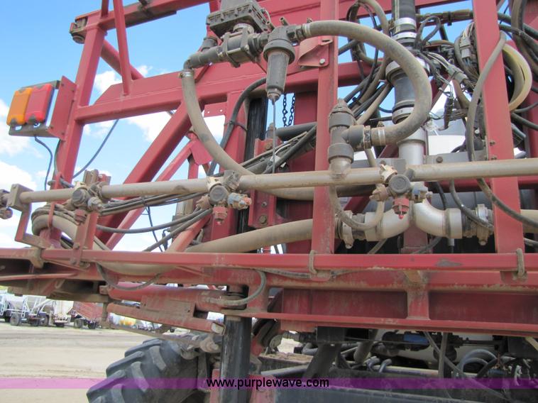 image for item 1952 2004 CIH Patroit SPX-3200 self-propelled sprayer