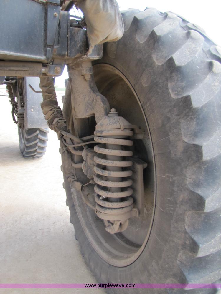 image for item 1952 2004 CIH Patroit SPX-3200 self-propelled sprayer