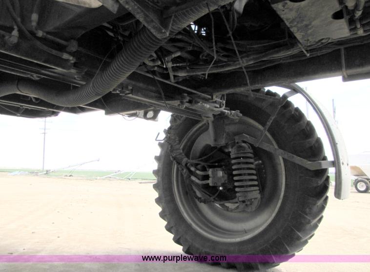 image for item 1952 2004 CIH Patroit SPX-3200 self-propelled sprayer