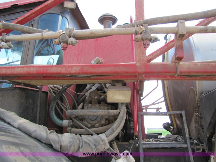 image for item 1952 2004 CIH Patroit SPX-3200 self-propelled sprayer