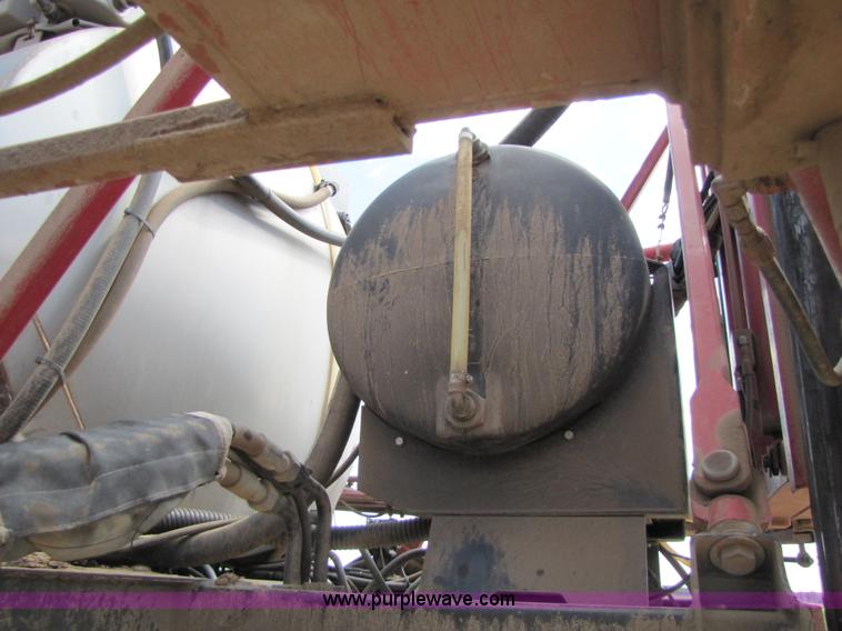 image for item 1952 2004 CIH Patroit SPX-3200 self-propelled sprayer