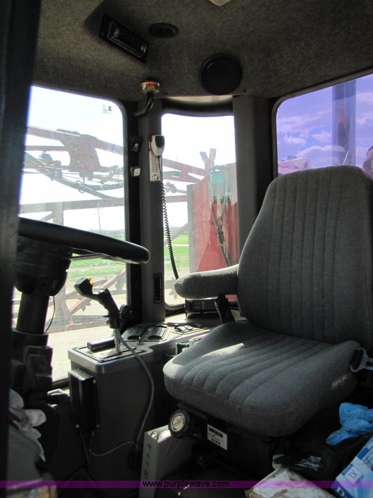 image for item 1952 2004 CIH Patroit SPX-3200 self-propelled sprayer